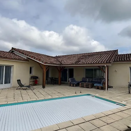 Pourpre-piscine Chauffee-climatisation-jardin 別荘